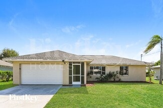1404 SE 30th St, Cape Coral, FL 33904
