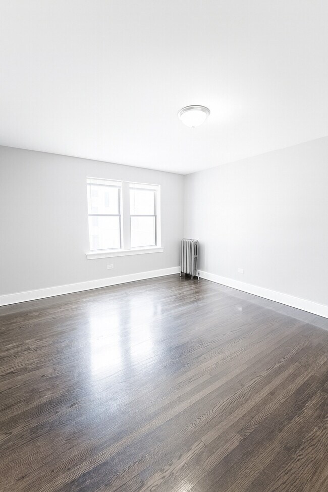 7640 S Stewart Ave, Chicago, IL 60620 - photo 5