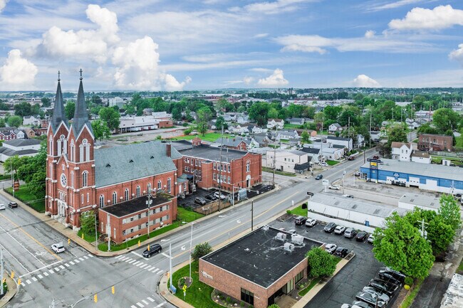 STAR is walking and biking distance from downtown Evansville restaurants.