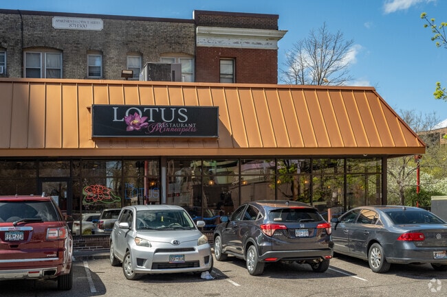 Lotus Restaurant Minneapolis serves Vietnamese food in Loring Park.
