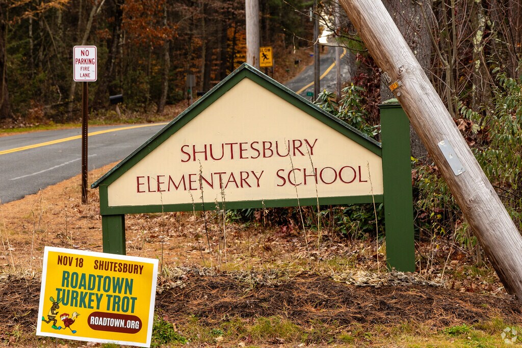 Shutesbury Elementary School is an above average public school located in Shutesbury, MA.