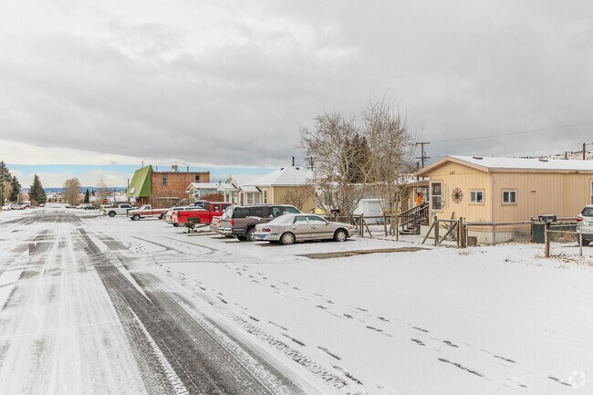 Greeley has differing home styles ranging from Craftsmans to shotguns and ranches.