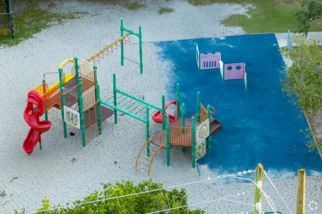 Where Joy Resounds, Hollywood Central Unveils the Magic of Childhood Amidst Educational Bliss.