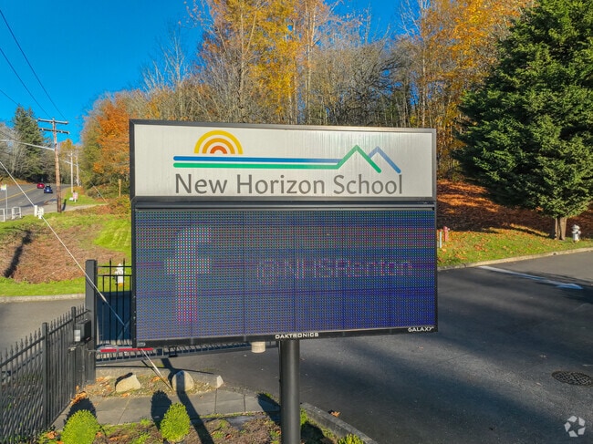 New Horizon School