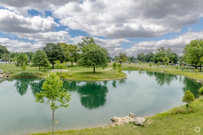 Linden Park and Community Center has walking trails and a lake.