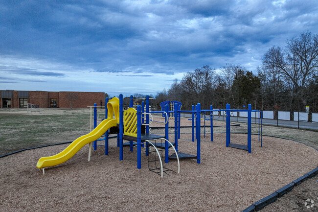 Karns Elementary School has a well maintained playground.