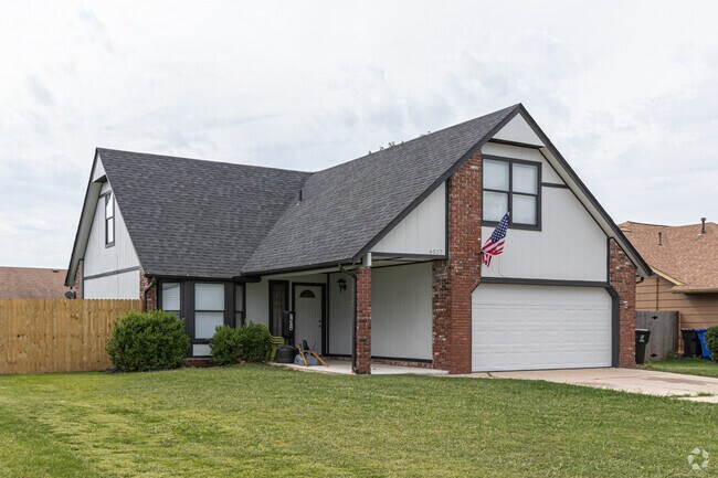 Some homes in the Southbrook neighborhood are farmhouses.