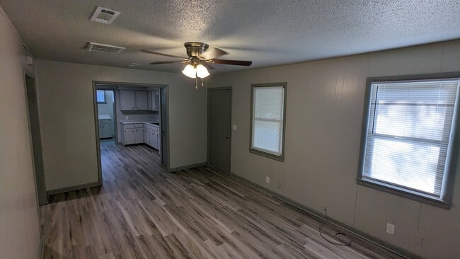 220 Sulphur St, Noel, MO 64854 - photo 7