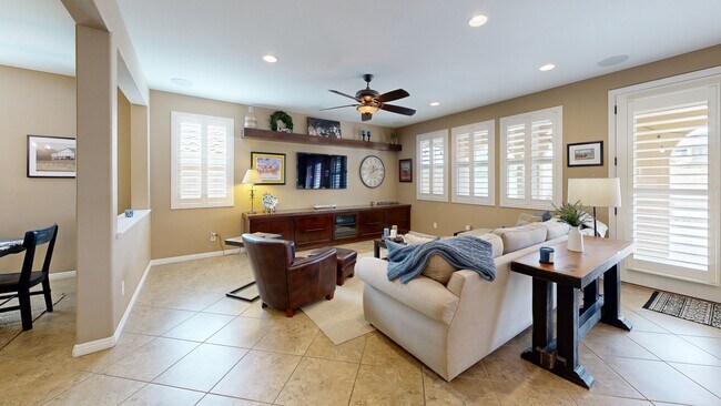 465 Cabral Peak St, Las Vegas, NV 89138 - photo 3