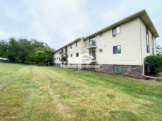 1831 Fuller Rd, West Des Moines, IA 50265 - photo 3