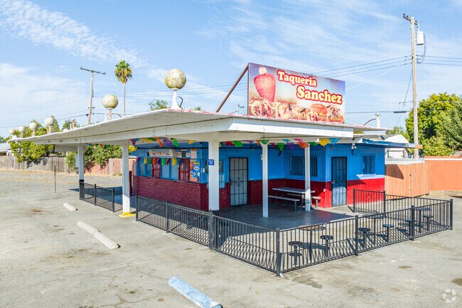 Taqueria Sanchez is nearby Willis Acres for tasty tacos.