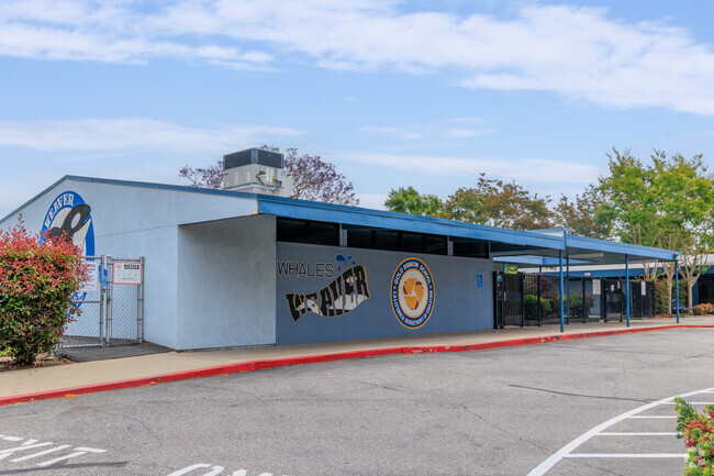 Weaver Elementary is located on a quiet residential street in Rossmoor CA.