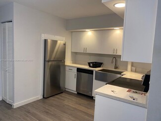 2175 NE 56th St, Fort Lauderdale, FL 33308
