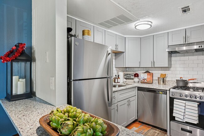 The Monroe on Monterey, Palm Bay, FL 32905 - photo 4