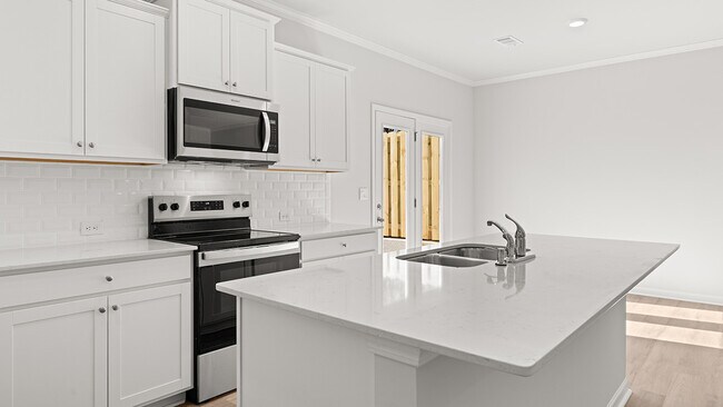 6722 Corryton St, Flowery Branch, GA 30542 - photo 7