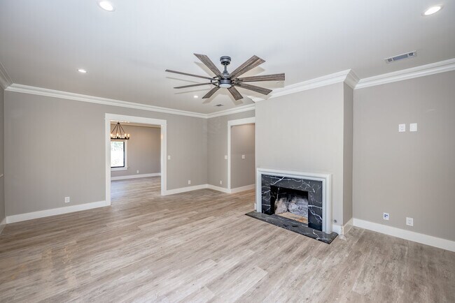 494 S Marengo Ave, Pasadena, CA 91101 - photo 5