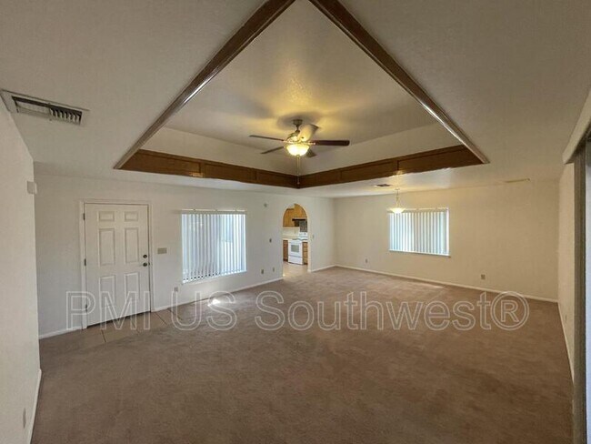 3371 Sharon Ln, Bullhead City, AZ 86429 - photo 7