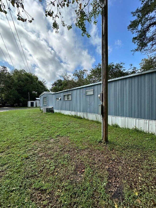 7663 Bentwillow Dr, Jacksonville, FL 32244 - photo 2