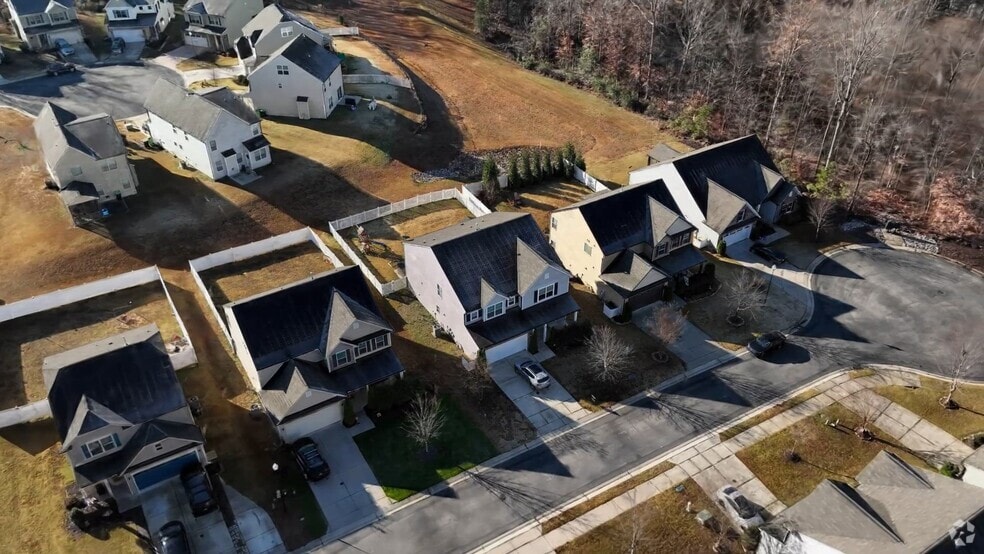 287 Flowers Crest Way, Clayton, NC 27527 - photo 2