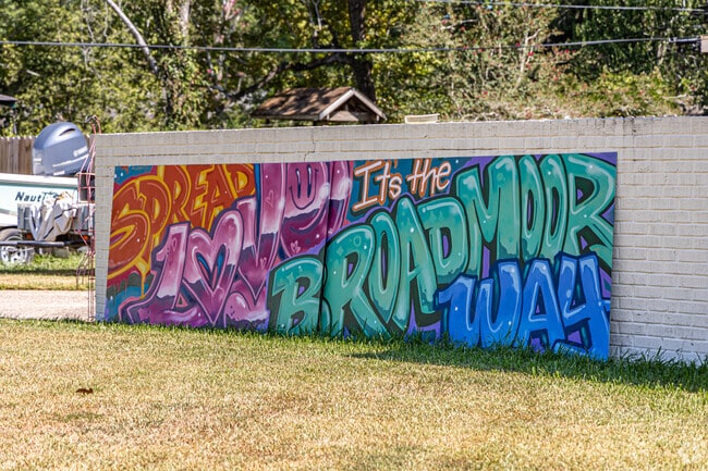 Broadmoor/Sherwood showcases murals that delight residents and visitors alike.