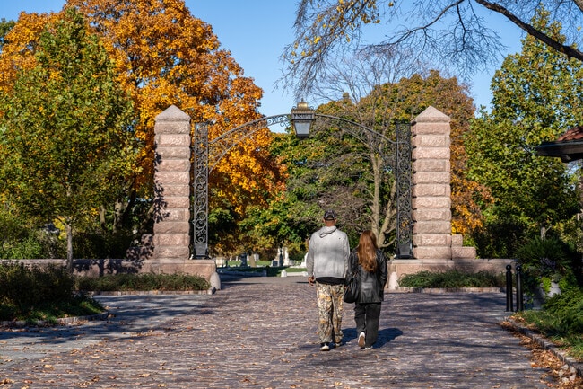 The West Graceland neighborhood lies west of the renowned Graceland Cemetery.
