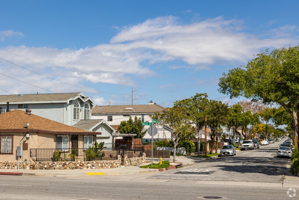 NH_Lawndale_544898_022024_P1_LB_V1