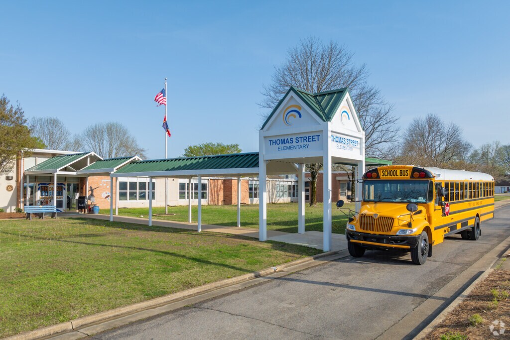 Bus service is provided to students of Thomas Street Elementary in Tupelo.