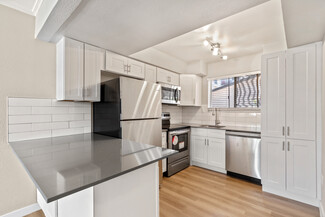 6060 W Royal Palm Rd, Glendale, AZ 85302