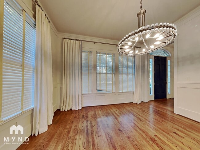 711 E 9th St, Charlotte, NC 28202 - photo 7