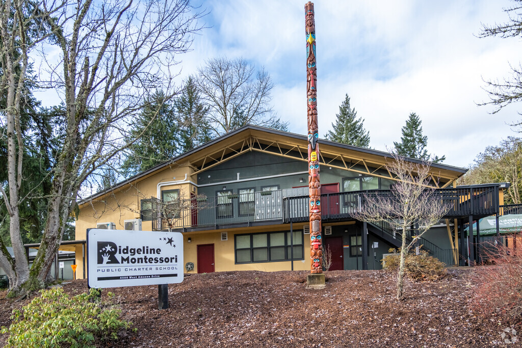 Ridgeline Montessori is located in the Southeast Eugene neighborhood of Eugene, Oregon.