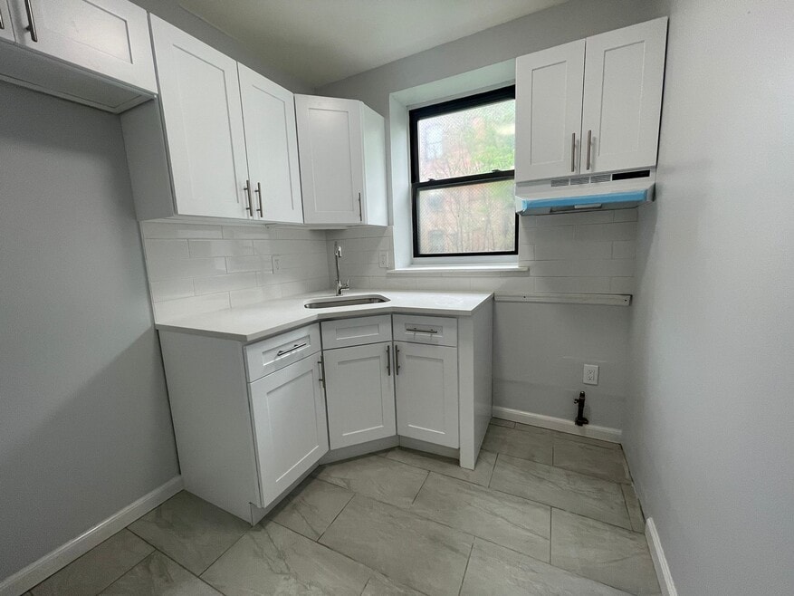 134 Grant Ave unit 2A, Jersey City, NJ 07305 - photo 1
