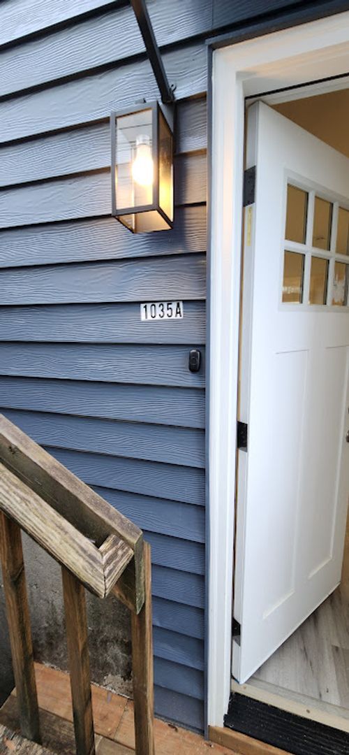 1035-1035A SW Woods St Unit 1035A, Portland, OR 97239