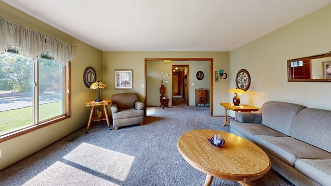 1754 Springtime Ct NE, Keizer, OR 97303 - photo 3