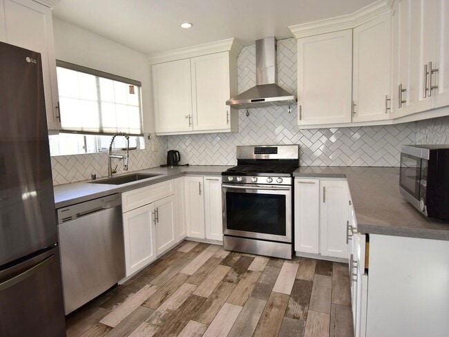 6501 Vanalden Ave, Reseda, CA 91335 - photo 6