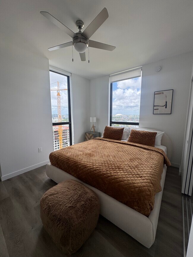 Vizcayne unit 2259, Miami, FL 33132 - photo 7