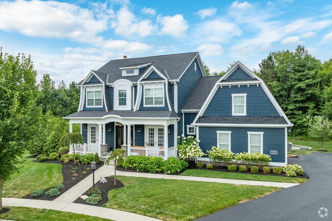 Newer homes on large lots in Plain City sell between $500.000 and $750.000.