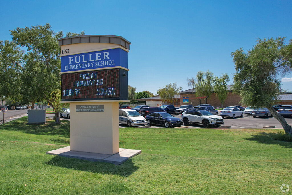 Fuller Elementary in Tempe is located near Optimist Park.