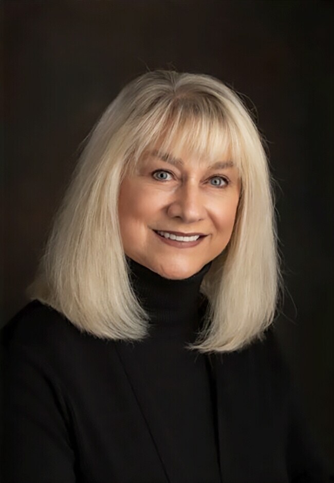 Ginnie Malone