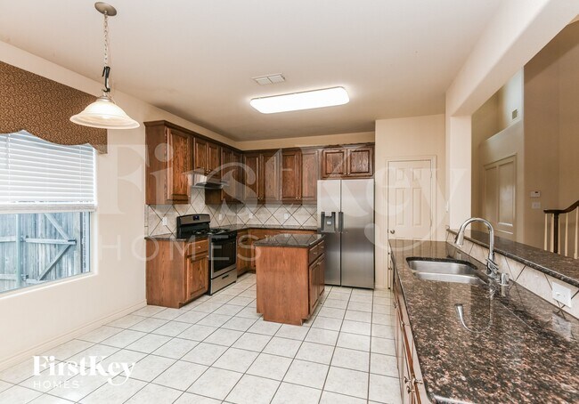 1104 Sawmill Pass, Haslet, TX 76052 - photo 7