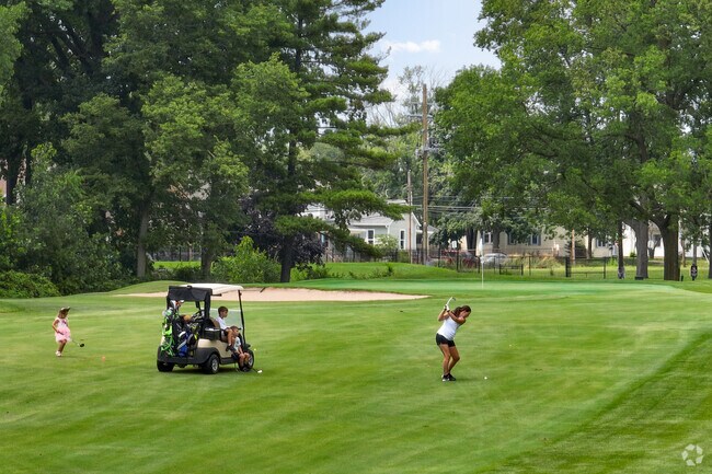 Residents of Central have the luxury of the Lafayette Country Club close by.