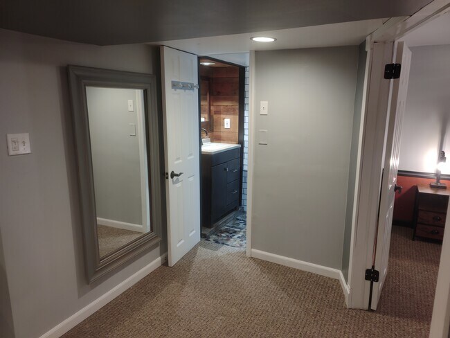 13-13 Floral Ave unit 1, Fair Lawn, NJ 07410 - photo 4