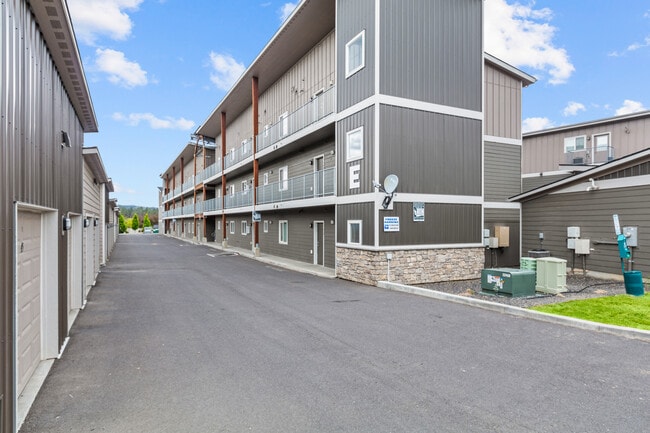 Dakota Flats, Spokane, WA 99218 - photo 6