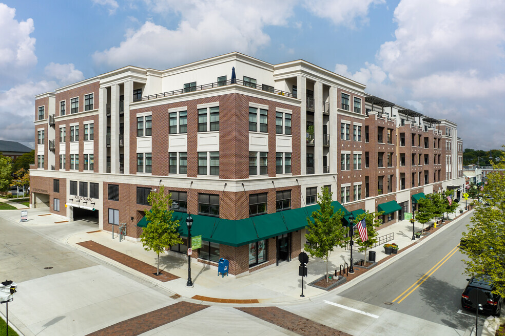 Apex 400 Apartments, Glen Ellyn, IL 60137 - photo 1