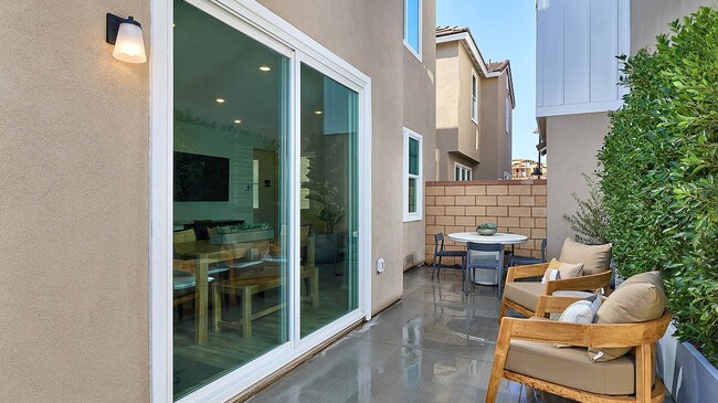 16556 Forest Ln unit 37794195, Fontana, CA 92336 - photo 4