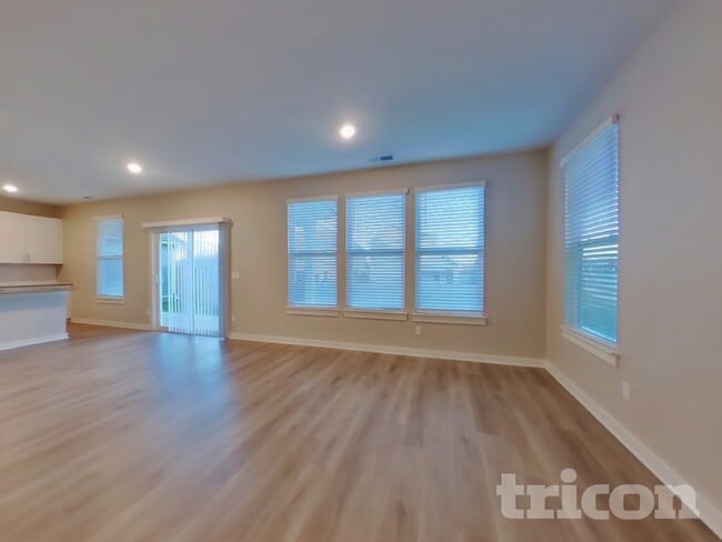 427 Wind Dance Dr, Lebanon, TN 37087 - photo 3