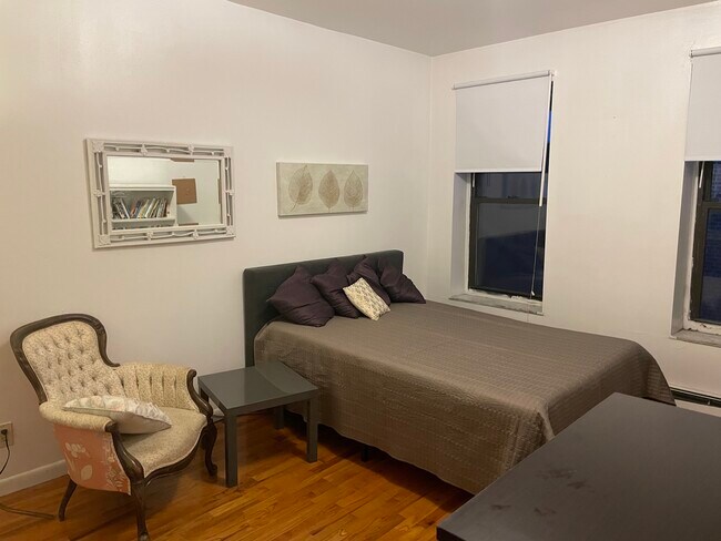 4303 Broadway, Long Island City, NY 11103 - photo 7