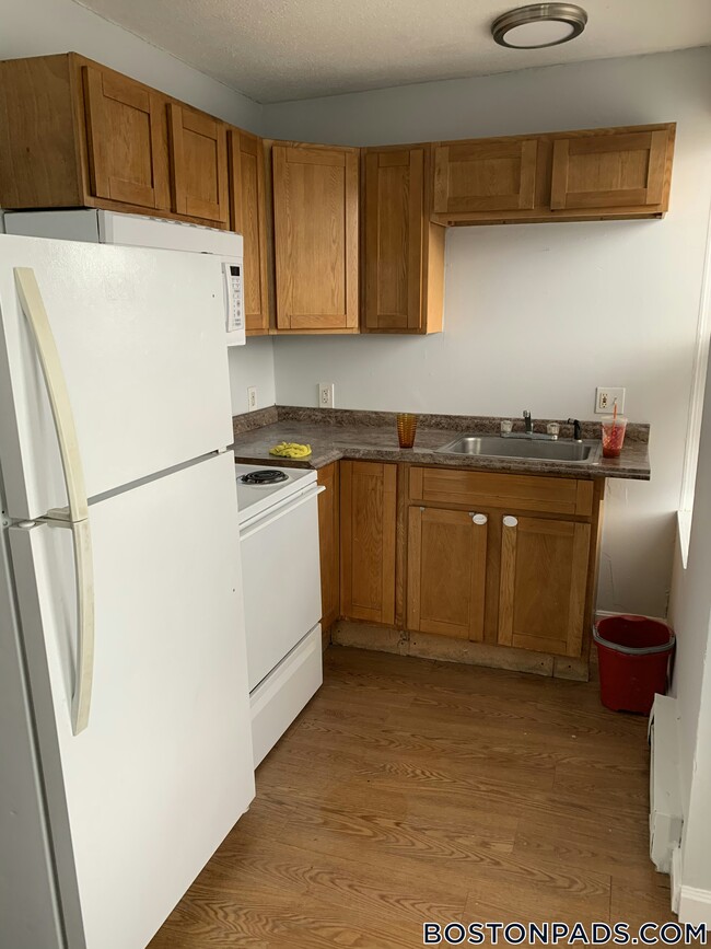 56 Johnson St Unit 15, Lynn, MA 01902
