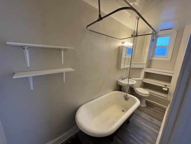 552 Bradley St unit duplex, Columbus, OH 43201 - photo 7