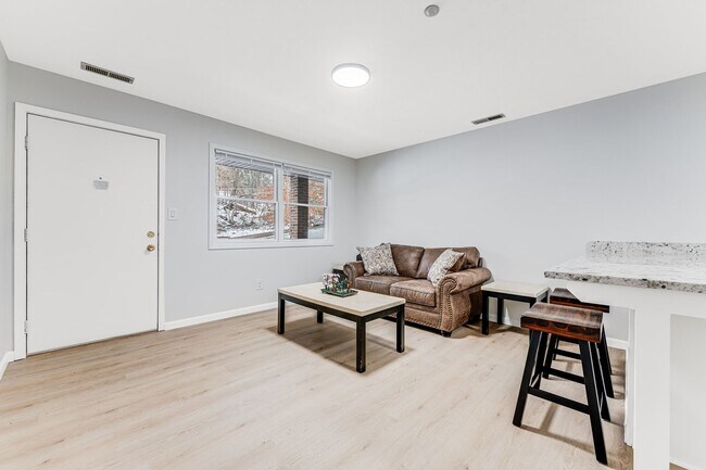 Avalon Apartments, Morgantown, WV 26505 - photo 4