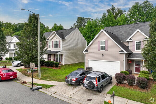 You can find a variety of modern homes with well-manicured lawns in the neighborhood.
